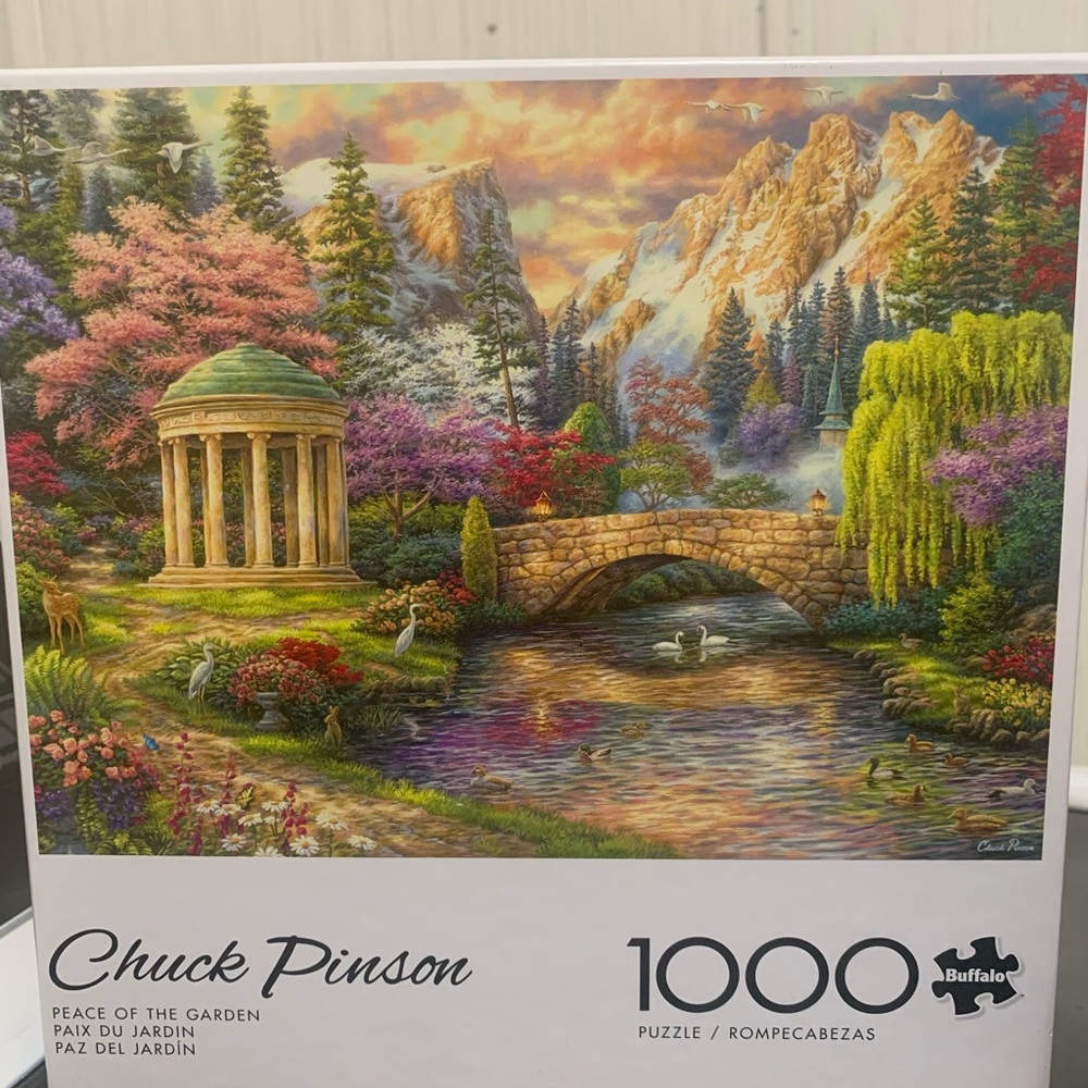 Buffalo Peace of the Garden Puzzle - 1000 Pieces